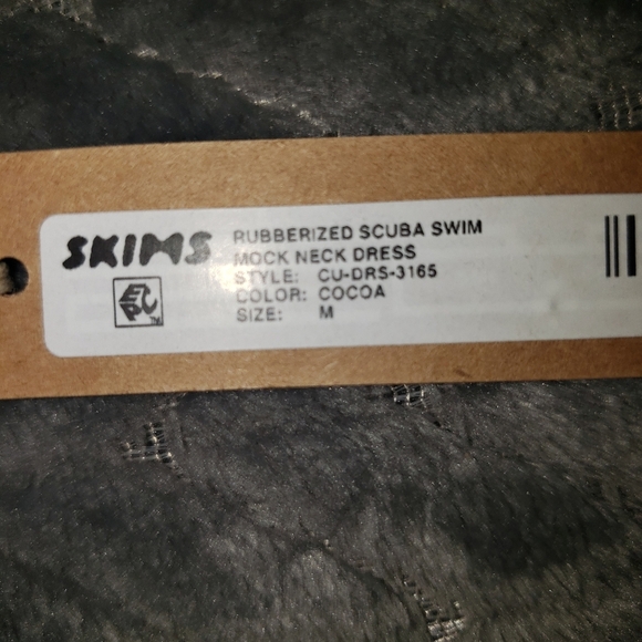 NWT SKIMS Rubberized Scuba Swim Mock Neck Dress- M - Picture 5 of 5